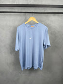 Camisetão Fitness Microfibra Nike 
- Azul bebê