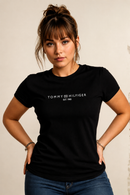 T-shirt Tommy Hilfiger Feminina - Preta