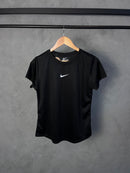 Dry Fit Nike Feminina - Preto
