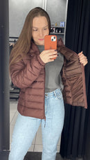 Jaqueta Puffer Tommy Hilfiger FEMININA - Marrom