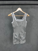 Macaquinho Canelado Premium - Com Bojo - Com Empina Bumbum - Cinza