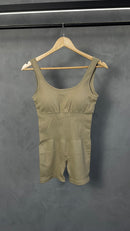 Macaquinho Canelado - Bege